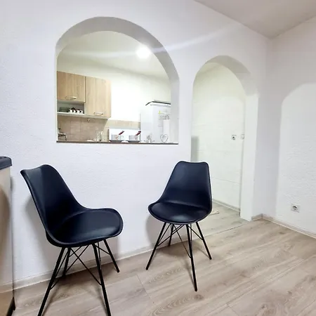 Apartment Family *