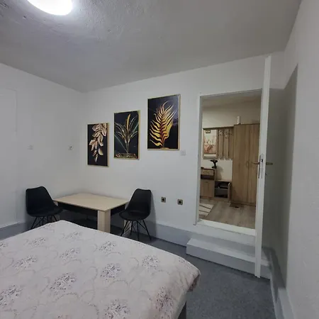 Family Apartment *
